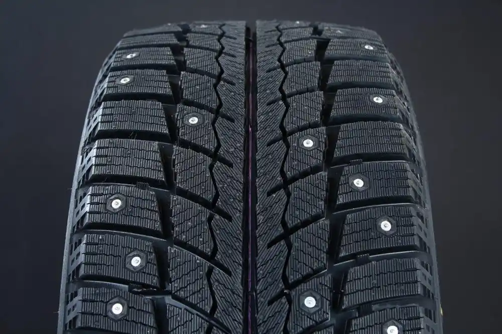 185/60R15 SENTURY ICE STAR IS33 DUBB Begränsad tid