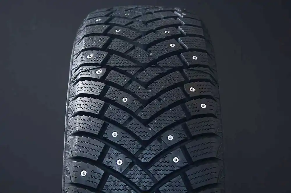 risnedsättning 235/60R17 Linglong Greenmax Winter Grip Suv Dubb