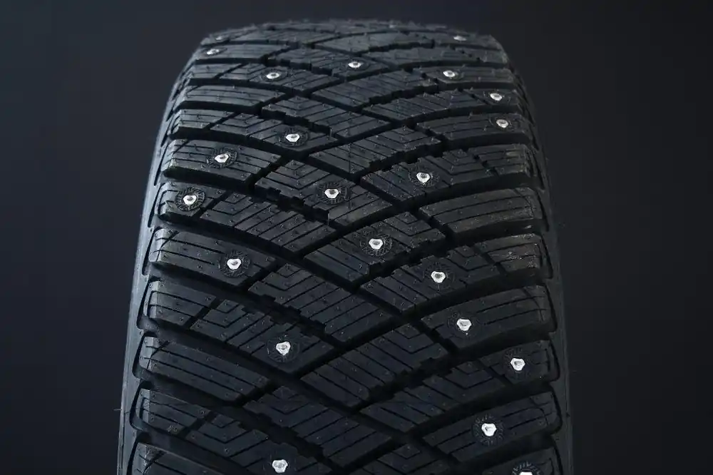 245/45R17 GOODYEAR ULTRA GRIP ICE ARCTIC DUBB DOT2023 Endast idag