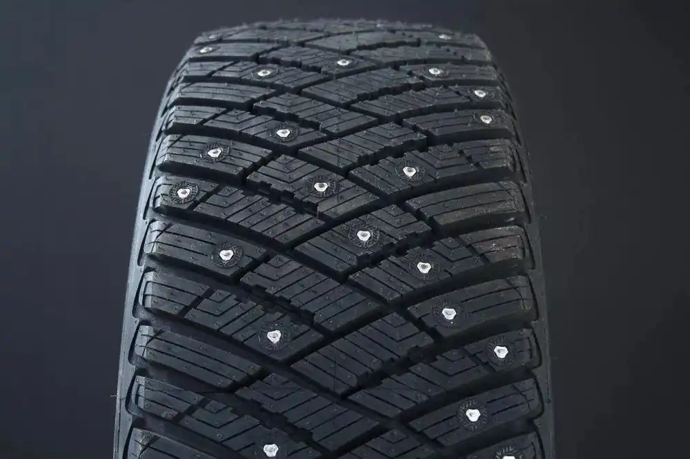 245/70R17 GOODYEAR ULTRA GRIP ICE ARCTIC DUBB Snabb leverans