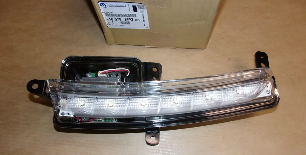 Led-varselljus - Citroën C4 Aircross höger Billig