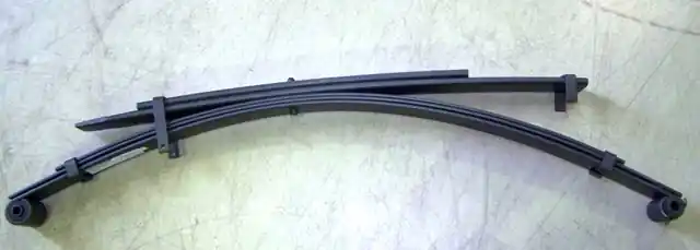 Billig Bladfjäder M. L200 PU 3+2blad "Över 20kg!"
