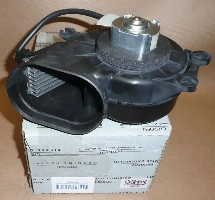 Sista chansen Kupéfläkt - Citroën C8/P807 02> Med ACatyz